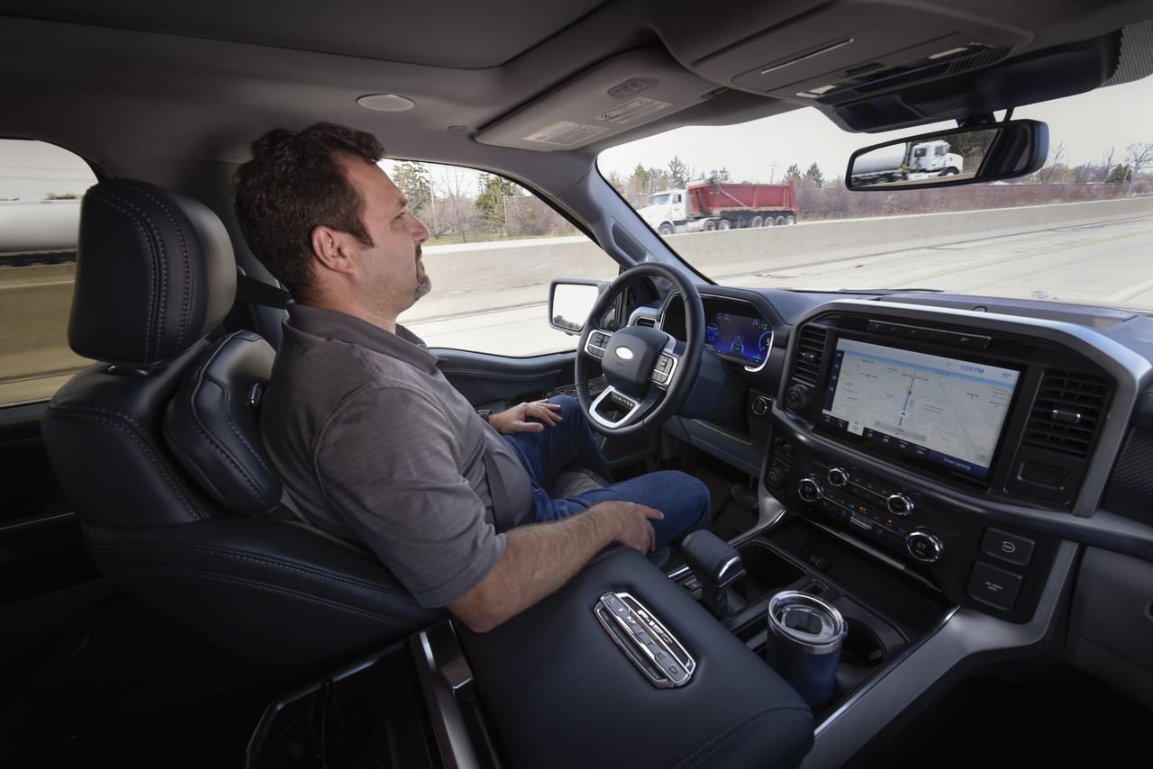 ford’s-bluecruise-hands-free-driving-tech-is-available-to-download-soon-for-$600