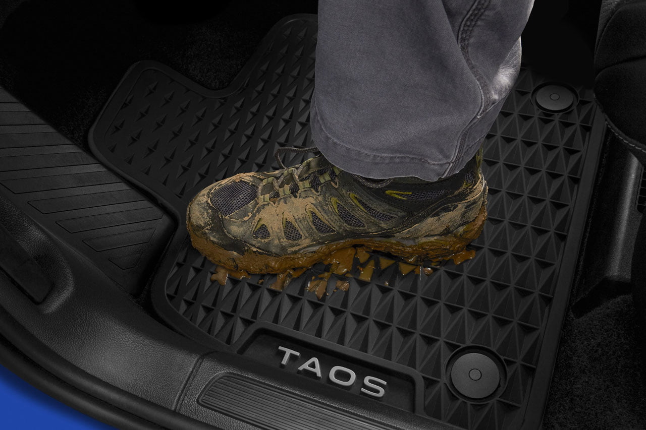 Volkswagen révèle une série complète de produits pour le SUV Taos.