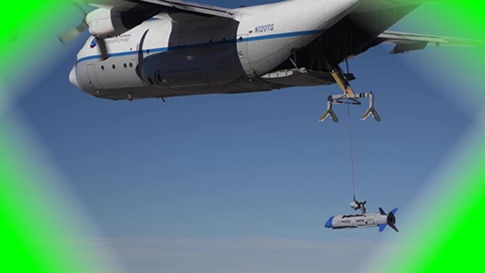 DARPA réussit à récupérer le véhicule aérien Gremlins pendant le vol.