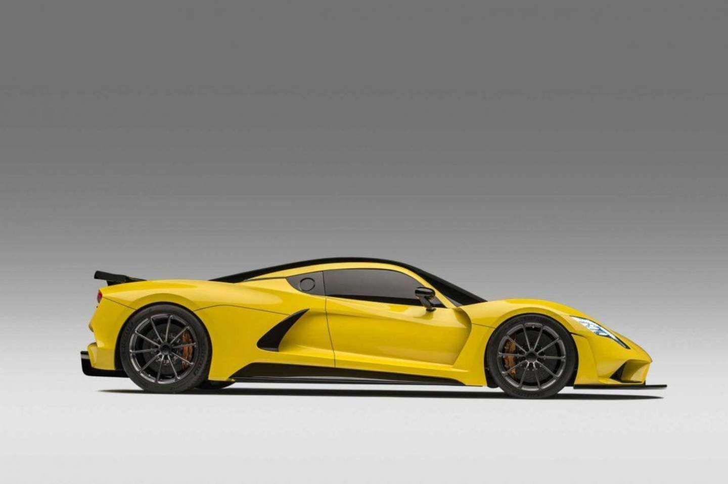 Hennessey achève la première livraison de la supercar Venom F5