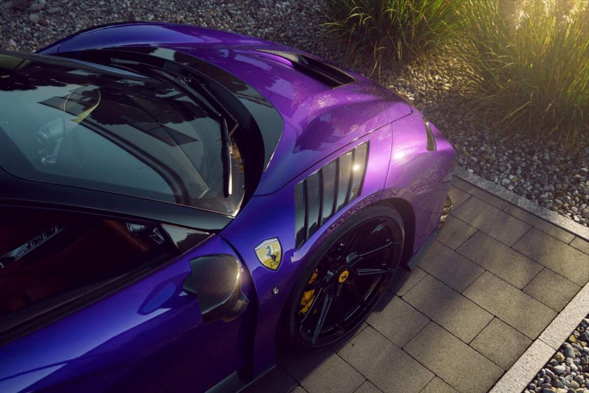 Novitec présente la Ferrari F8 N-Largo Spider avec un moteur V8 biturbo de 818 CV.