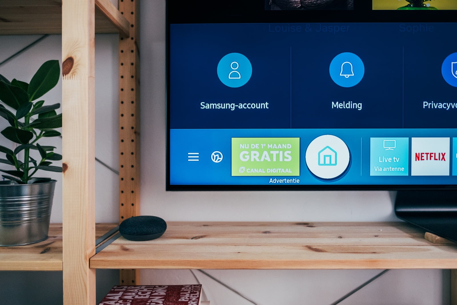 Quelle est la différence entre YouTube TV et Google TV ? Quelle est la différence entre YouTube TV et Google TV ?